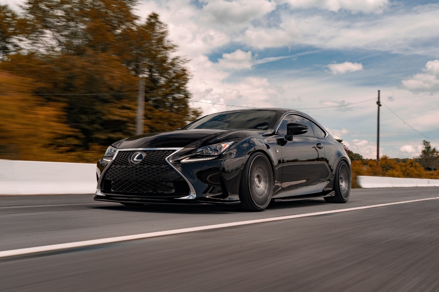 Срочный выкуп автомобилей Lexus в Уфе